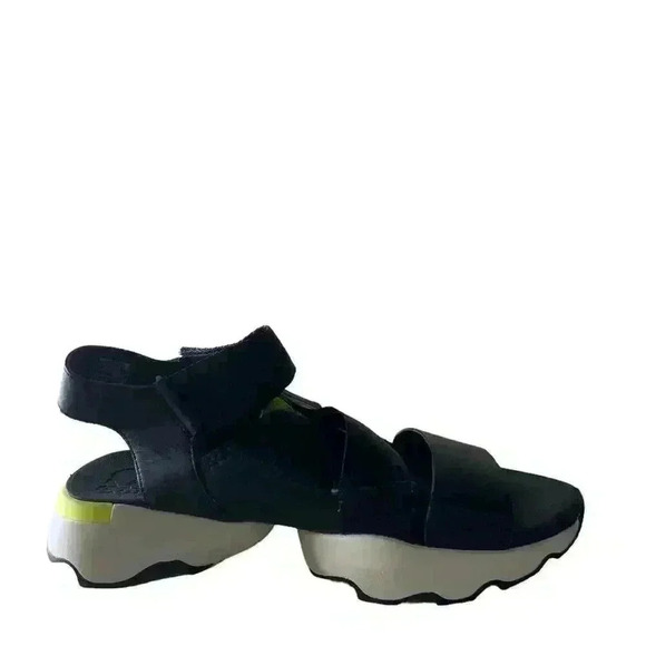 Sorel Kinetic Impact Black Shoes Women's Size 9 Ankle Strap Sandals - Picture 2 of 10